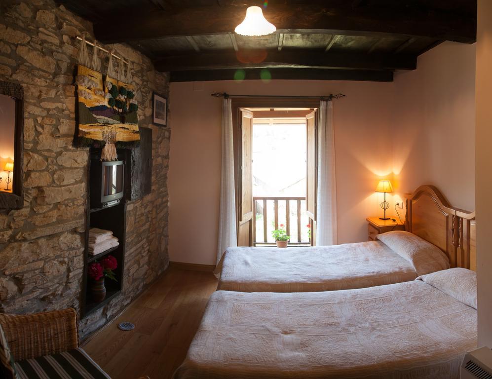 منزل الضيف فيغا دي فالكارسي  في Casa Rural Pandelo الغرفة الصورة